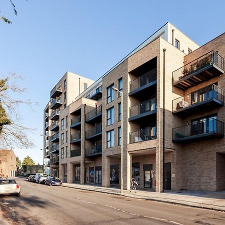 Classy Cricklewood Home لندن المظهر الخارجي الصورة
