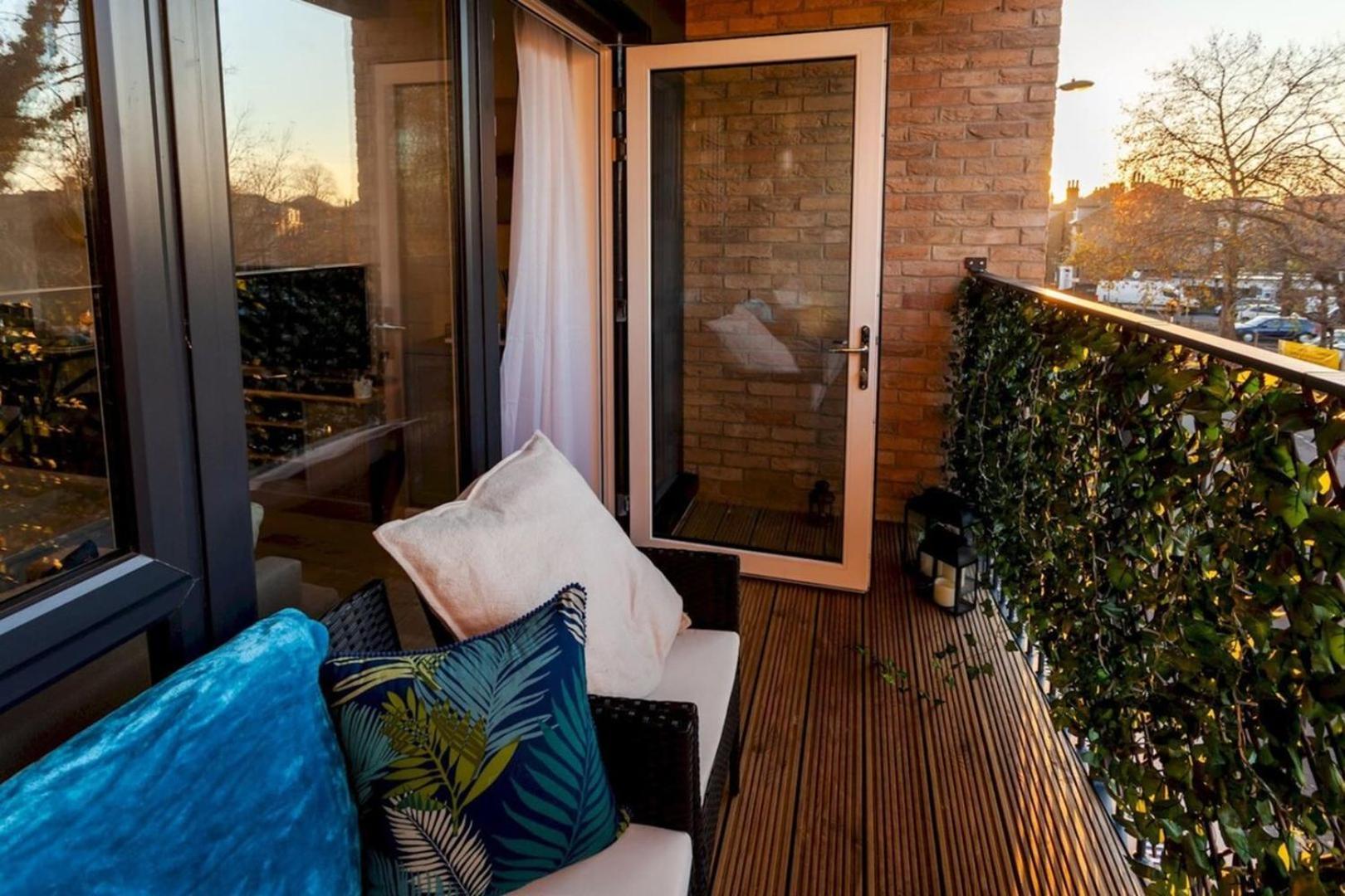 Classy Cricklewood Home لندن المظهر الخارجي الصورة