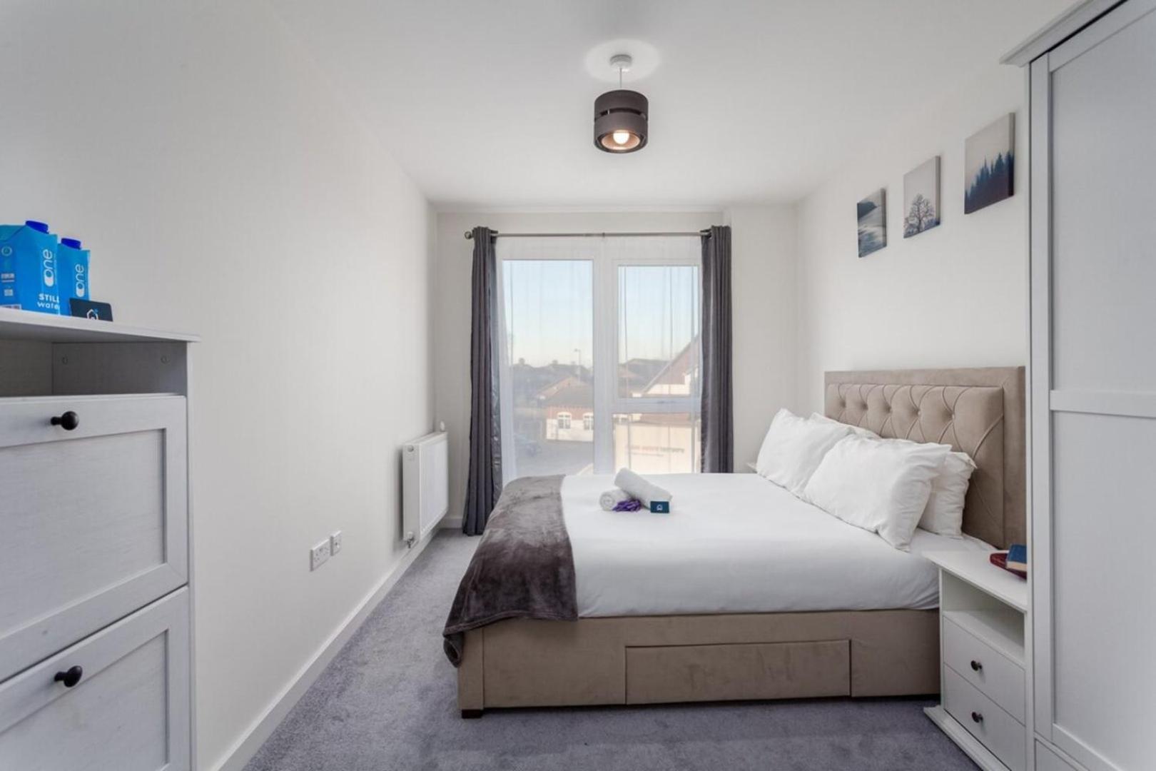 Classy Cricklewood Home لندن المظهر الخارجي الصورة