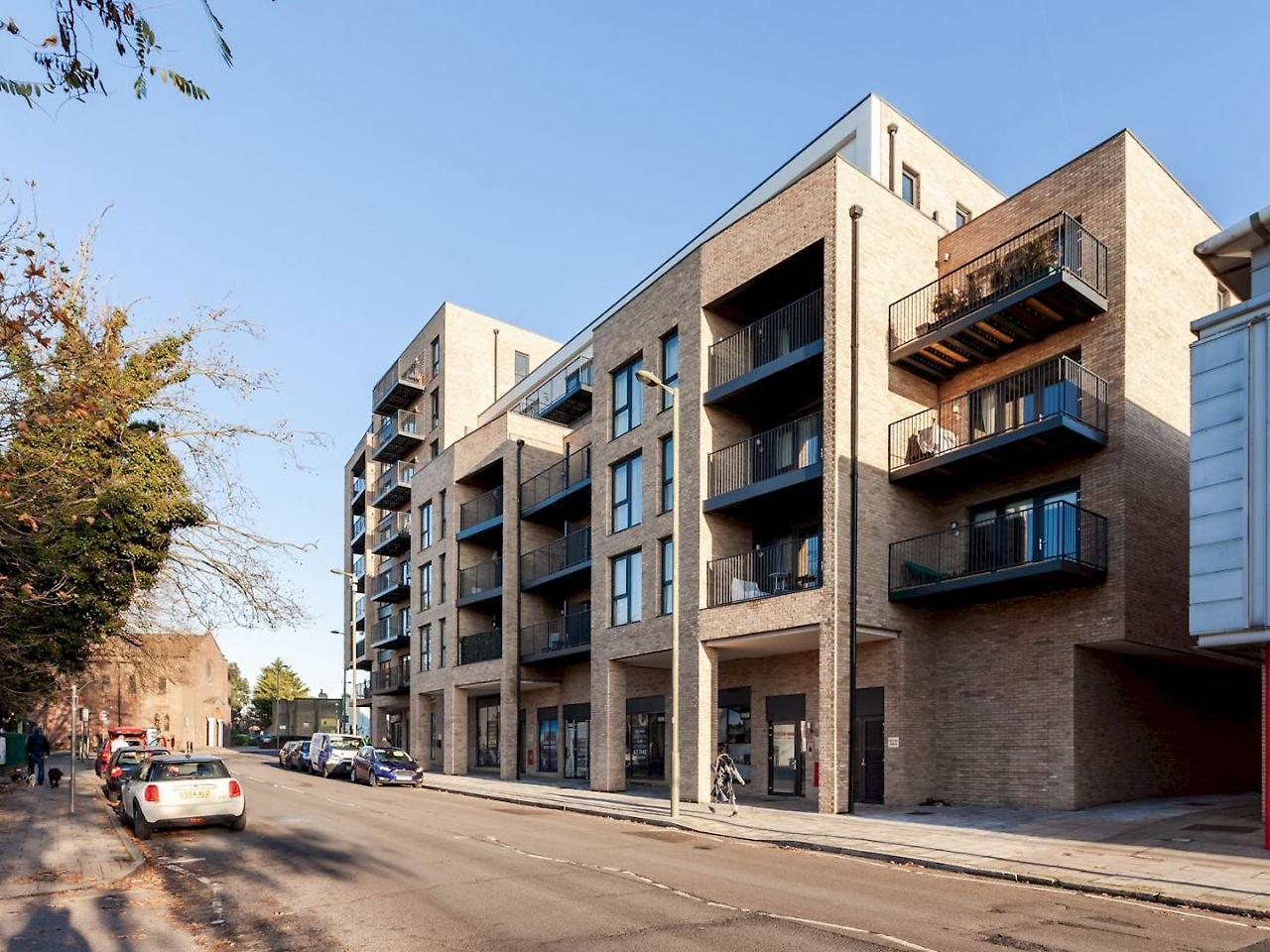 Classy Cricklewood Home لندن المظهر الخارجي الصورة